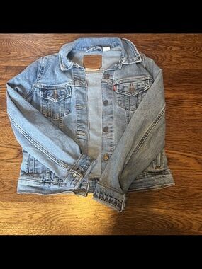 Levi's Light Blue Denim Jacket with Brown Leather Patch